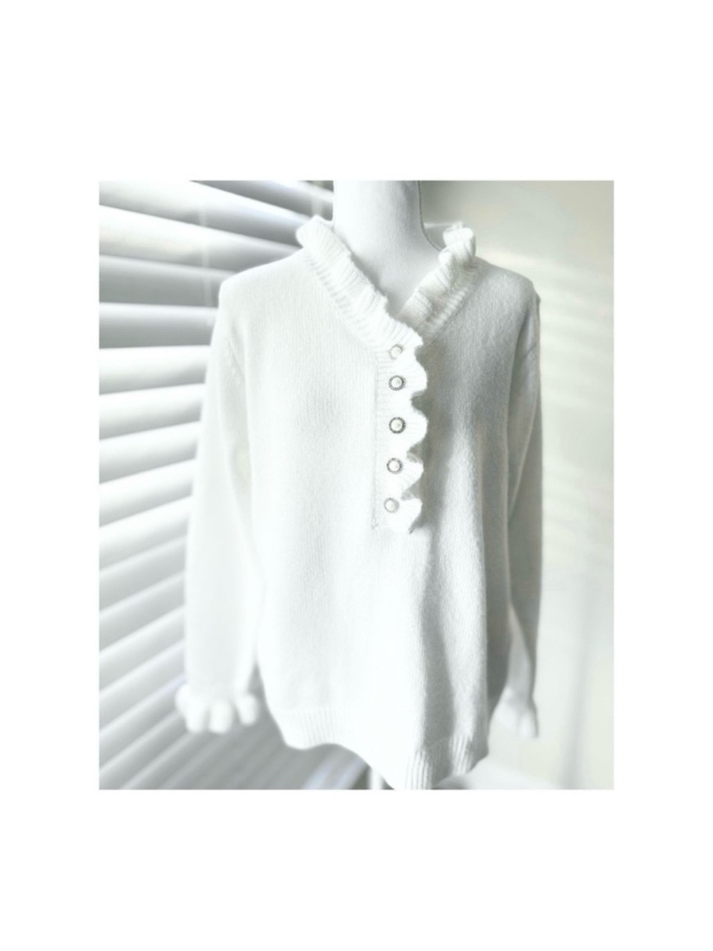 Ruffle Sweater White Ruffle Neck Sweater Like New
